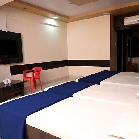 Hotel Sukh Sagar Сомнатг Екстер'єр фото