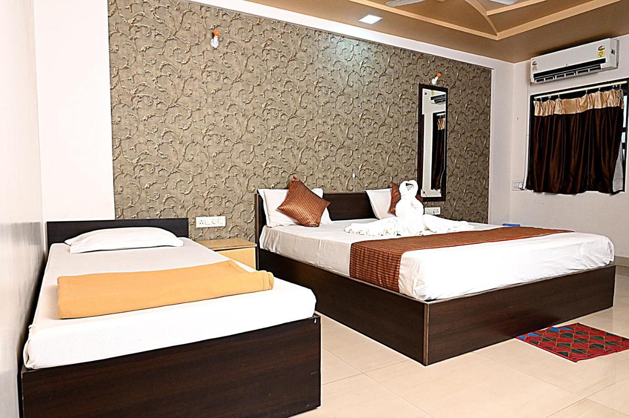 Hotel Sukh Sagar Сомнатг Екстер'єр фото
